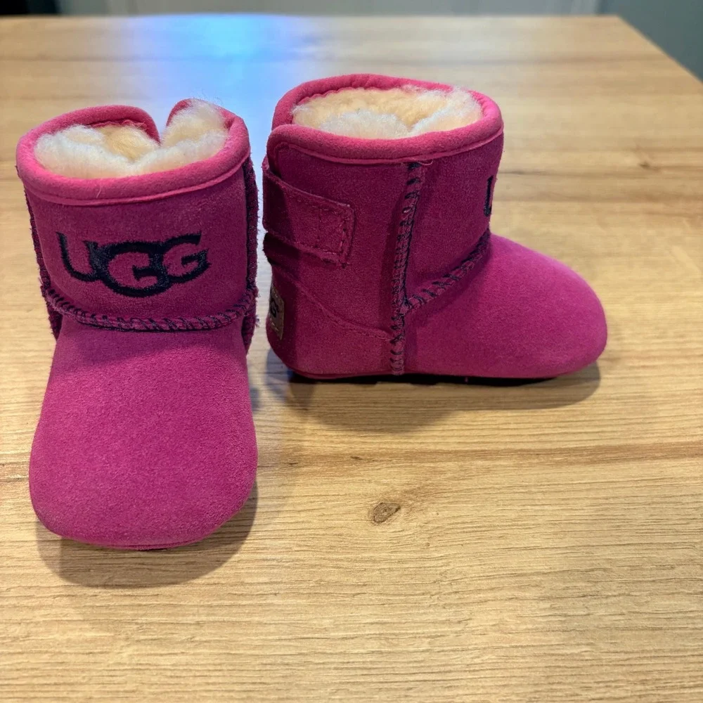 UGG Jesse II Baby Boots Pink Suede Sheepskin Booties 1007100I Size 0/1‎ Infant